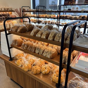 85°C Bakery Cafe-Chandler - Bakeries Near Me - Chandler, Arizona