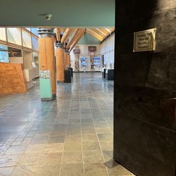 Museum At Warm Springs - Entrance to museum