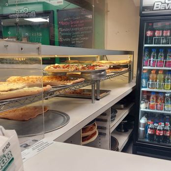 Da Mario Pizzeria - Pizza Near Me - Rutherford, New Jersey