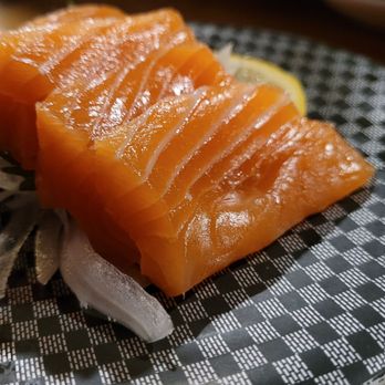 Katana - Salmon sashimi - Sushi Bars Near Me - Miami Beach, Florida