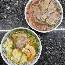 Egg Noodle Soup W/ Won Ton
