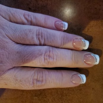 Nail Lounge - Always beautiful and unique. all the girls are great with all manicures and pedicure, creative geniuses too. Very experienced. - Waxing Near Me - Lake Oswego, Oregon Nail Lounge - Always beautiful and unique. all the girls are great with all manicures and pedicure, creative geniuses too. Very experienced. - Waxing Near Me - Lake Oswego, Oregon