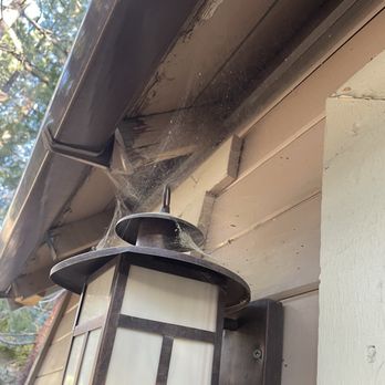 Sleepy Forest Cottages - Porch light not working with cobwebs - Resorts Near Me - Big Bear Lake, California Sleepy Forest Cottages - Porch light not working with cobwebs - Resorts Near Me - Big Bear Lake, California