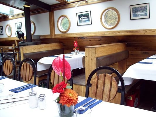 Van Loon Restaurant Boat and Shipping Company by null