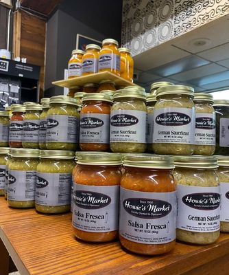 Howie's Market by null