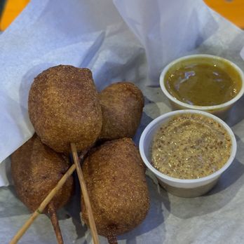 The Kezar Pub - Kezar Corn Dogs - Pubs Near Me - San Francisco, California The Kezar Pub - Kezar Corn Dogs - Pubs Near Me - San Francisco, California
