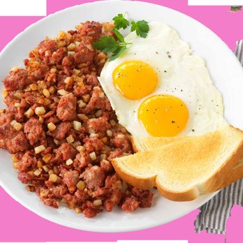 Route 66 Mobile Diner - Famous Henry J's corned beef hash with two eggs any style, a buttermilk biscuit and honey! - Food Trucks Near Me - Chicago, Illinois Route 66 Mobile Diner - Famous Henry J's corned beef hash with two eggs any style, a buttermilk biscuit and honey! - Food Trucks Near Me - Chicago, Illinois