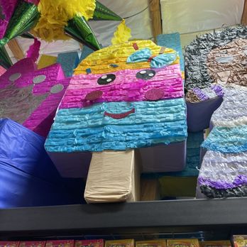 F&l Pinatas Y Mas - Popsicle piñata - Party Supplies Near Me - Bloomington, California