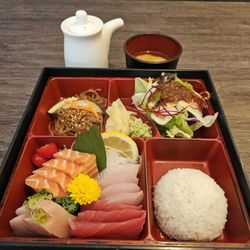 Yanagi Sushi