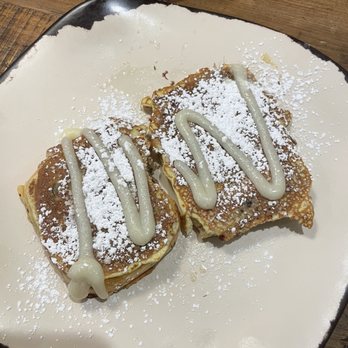 Egg Harbor Café - Cinnamon Roll French Toast - Breakfast & Brunch Near Me - Hinsdale, Illinois Egg Harbor Café - Cinnamon Roll French Toast - Breakfast & Brunch Near Me - Hinsdale, Illinois
