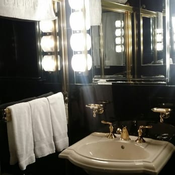 The Lombardy - Bathroom - Hotels Near Me - New York, New York The Lombardy - Bathroom - Hotels Near Me - New York, New York