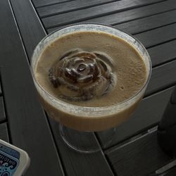 Huya Craft Coffee - Espresso bloom