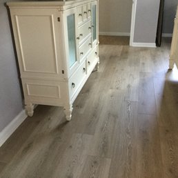 a hardwood floor in a bedroom a hardwood floor in a bedroom