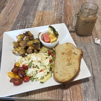 Black and White Cafe - Coffee Roasteries Near Me - Glendale, Arizona