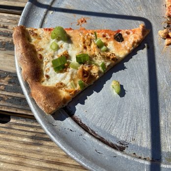 Screaming Banshee Pizza - Spicy Motha Chicken - Pizza Near Me - Bisbee, Arizona