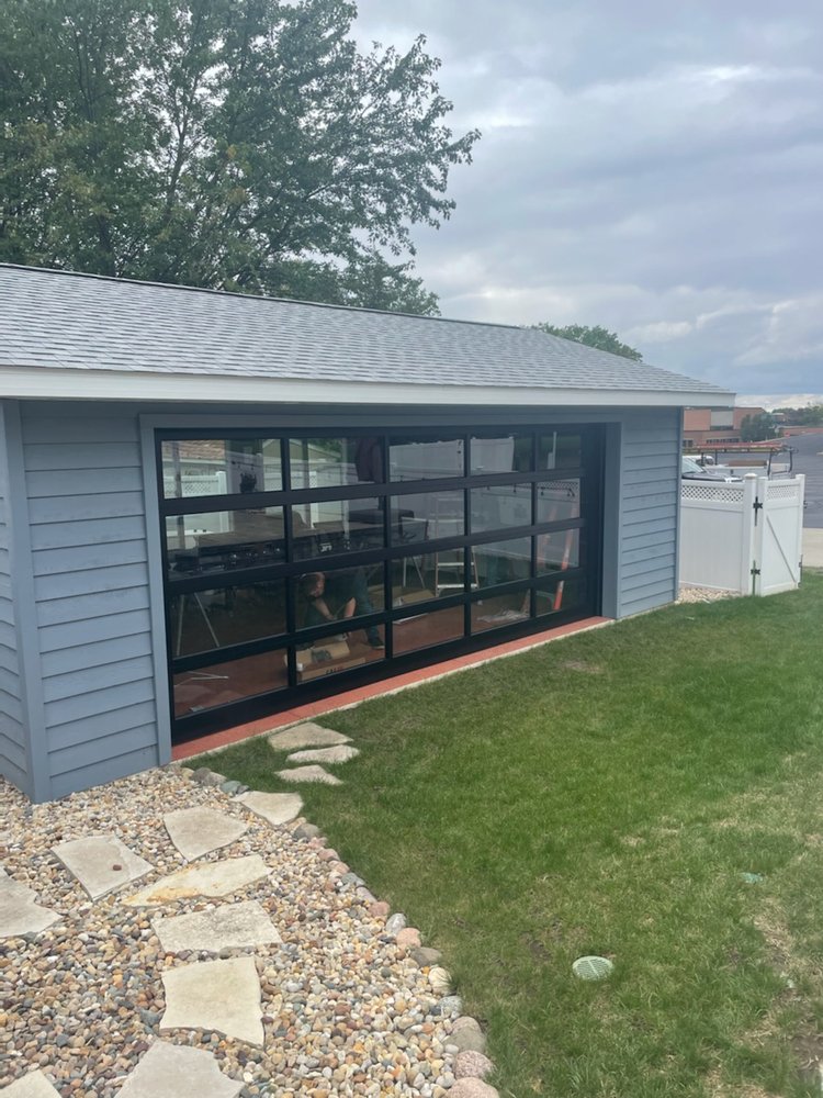 HOWE OVERHEAD DOORS Updated October 2024 32 Photos 2192 Grand Ave