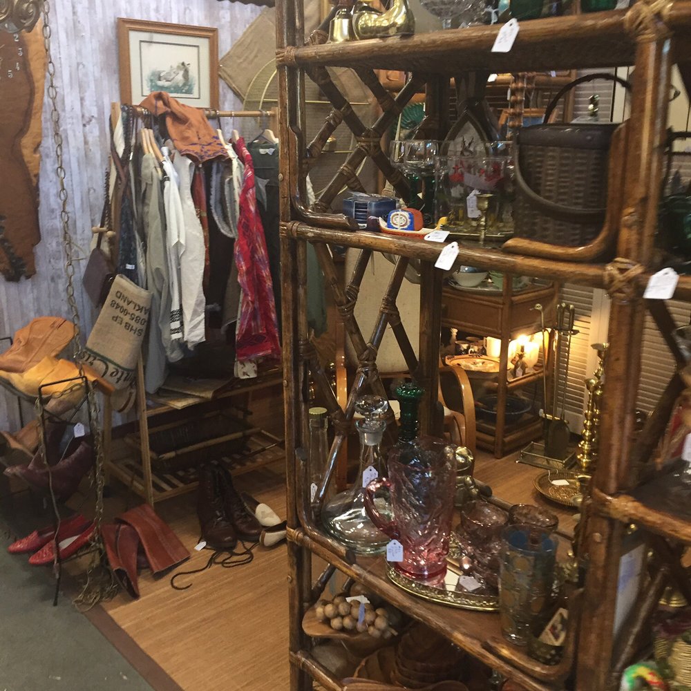 Curiosities Vintage Mall - Curiosities - Antiques Near Me - Tigard, Oregon