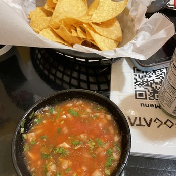 La Fogata Taqueria - Complimentary chips and salsa - Mexican Near Me - Loomis, California La Fogata Taqueria - Complimentary chips and salsa - Mexican Near Me - Loomis, California