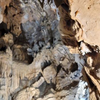 Lake Shasta Caverns - Landmarks & Historical Buildings Near Me - Lakehead, California