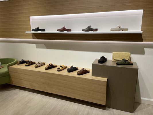 Naot Footwear by null