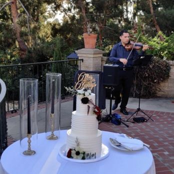 Violines Kamayd - Contributing so much elegance and grace to our wedding! - Musicians Near Me Violines Kamayd - Contributing so much elegance and grace to our wedding! - Musicians Near Me