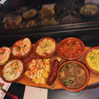 Bodega Biarritz 1881 - 8 tapas + a chorizo sausage (delicious). Only 55 Euro! - Bars Near Me - Barcelona, B Bodega Biarritz 1881 - 8 tapas + a chorizo sausage (delicious). Only 55 Euro! - Bars Near Me - Barcelona, B
