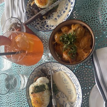 Bar Peached - 2 Steak   Eggs and Side Kung Pao Smashed Potatoes - Cocktail Bars Near Me - Austin, Texas