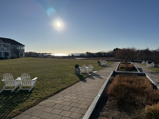 Inn by the Sea by null