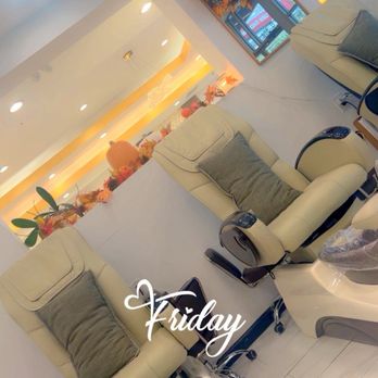 GiGi Nail Spa - Pedi Area - Nail Salons Near Me - Houston, Texas GiGi Nail Spa - Pedi Area - Nail Salons Near Me - Houston, Texas