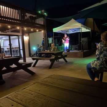 Boondocks on Lake Hartwell - Outside dining area - Breakfast & Brunch Near Me - Westminster, South Carolina Boondocks on Lake Hartwell - Outside dining area - Breakfast & Brunch Near Me - Westminster, South Carolina