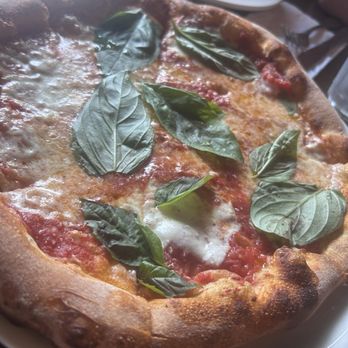 Pizzeria Posto - Pizza Near Me - Rhinebeck, New York