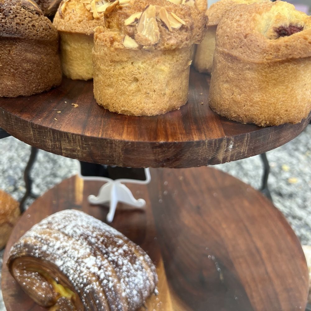 Rendez Vous Café - Bakeries Near Me - Corona del Mar, California Rendez Vous Café - Bakeries Near Me - Corona del Mar, California