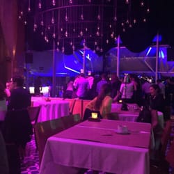 Hookah Santa Fe - Tiene terraza y mesas grandes o privadas