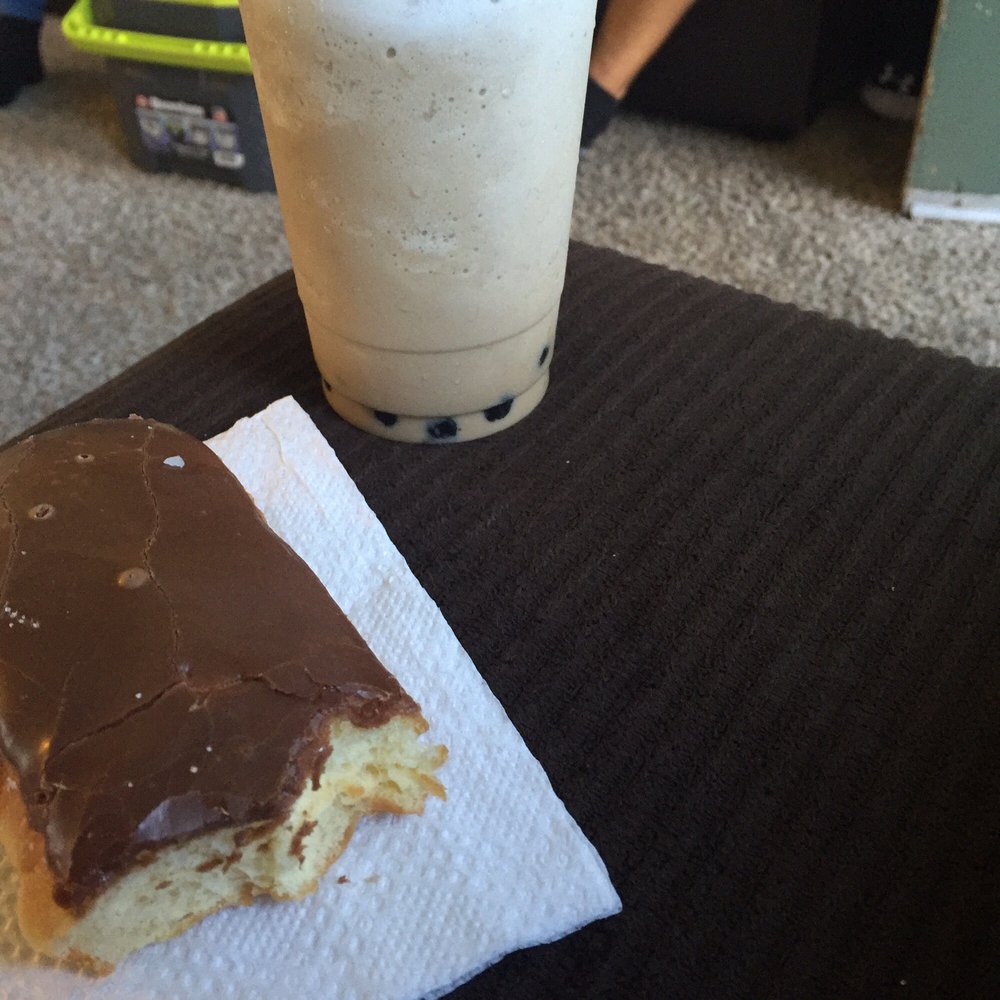 Day & Night Donuts - Needs boba improvement - Donuts Near Me - Huntington Park, California Day & Night Donuts - Needs boba improvement - Donuts Near Me - Huntington Park, California