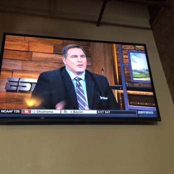 Primo Pizza - Big TV for your viewing pleasure - Pizza Near Me - Rocklin, California Primo Pizza - Big TV for your viewing pleasure - Pizza Near Me - Rocklin, California