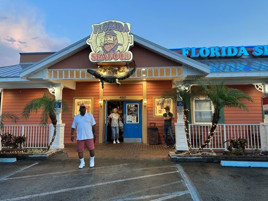 Florida's Seafood Bar & Grill by null
