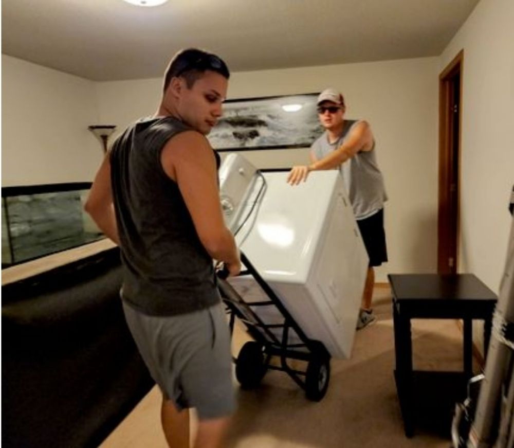 READY MOVERS Updated June 2024 30 Photos Wichita, Kansas Movers