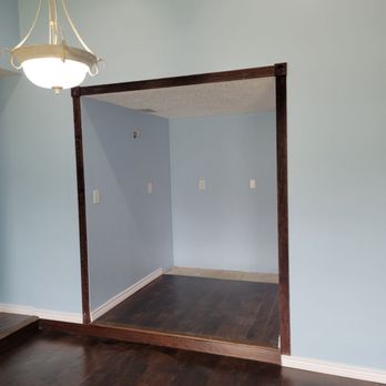 Hector Travieso - a mirror in a room - General Contractors Near Me