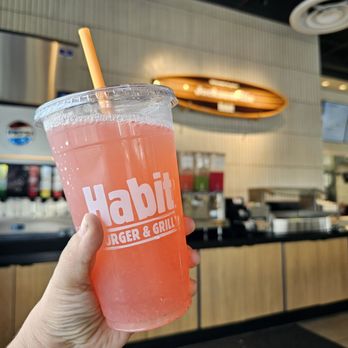 Habit Burger & Grill - Strawberry Limeade - American Near Me - Jacksonville, Florida
