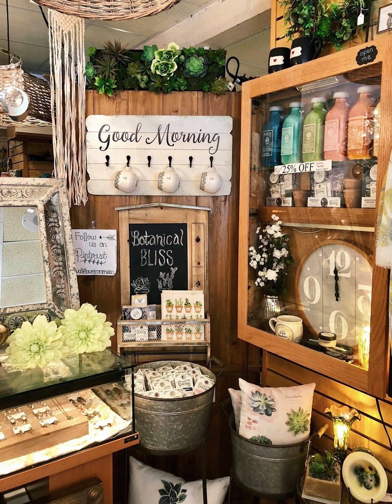 WALLFLOWER Updated July 2024 513 Main St, Honesdale, Pennsylvania