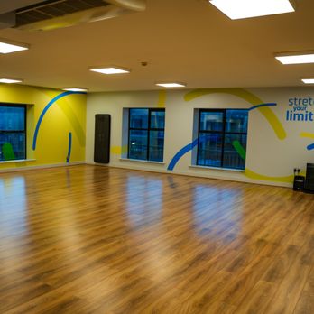 Gym Plus Ashbourne - Gyms Near Me - Ashbourne, MH