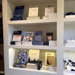 Finesse The Store - A beautiful book collection