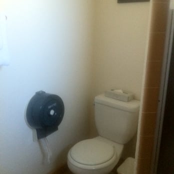 Ocean Palms Beach Resort - I'd be glad I don't have to worry about running out of toilet paper, but the thing pokes into your side when you sit on the toil - Hotels Near Me - Carlsbad, California Ocean Palms Beach Resort - I'd be glad I don't have to worry about running out of toilet paper, but the thing pokes into your side when you sit on the toil - Hotels Near Me - Carlsbad, California