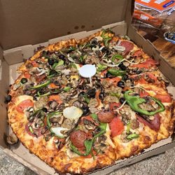 Round Table Pizza - King Arthur's Supreme, lots of toppings!