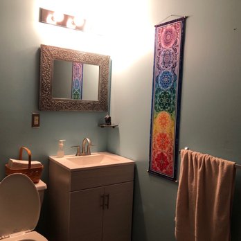 The Studio Cleveland - Bathroom - Yoga Near Me - Cleveland, Ohio