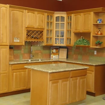 8 Plus - a kitchen with oak cabinets and granite countertops - Flooring Near Me - Sunnyvale, California 8 Plus - a kitchen with oak cabinets and granite countertops - Flooring Near Me - Sunnyvale, California