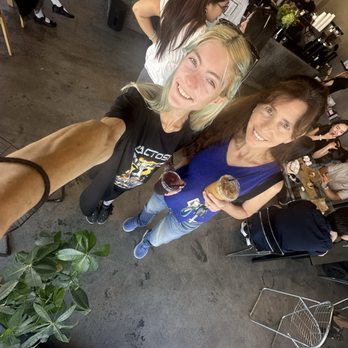 Re Ca Phe - interior - Coffee & Tea Near Me - Fountain Valley, California
