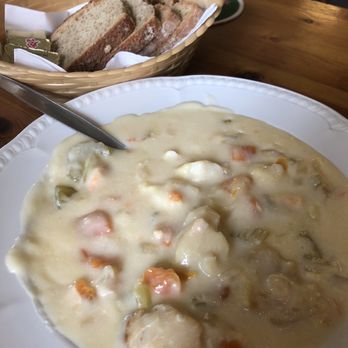 Fishermans Bar & Skellig Restaurant - Chowder and brown bread - Irish Near Me - Portmagee, Kentucky Fishermans Bar & Skellig Restaurant - Chowder and brown bread - Irish Near Me - Portmagee, Kentucky