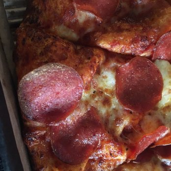 Round Table Pizza - Overcooked and I ordered original crust not thin. - Pizza Near Me - Renton, Washington