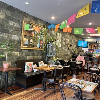 Xochitl Taqueria - Interior - Mexican Near Me - Brooklyn, New York Xochitl Taqueria - Interior - Mexican Near Me - Brooklyn, New York